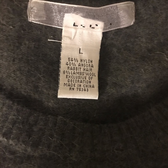 Very Soft Sweater - Picture 3 of 3